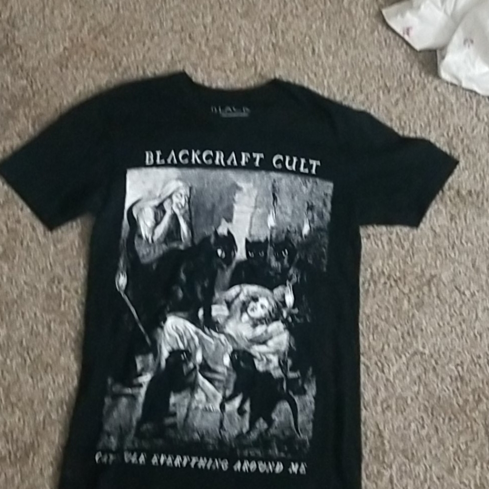 Black craft cult T